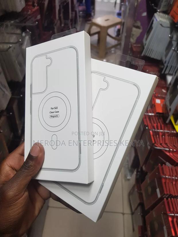 Samsung S22 Clear Magsafe Cases - thumbnail 2
