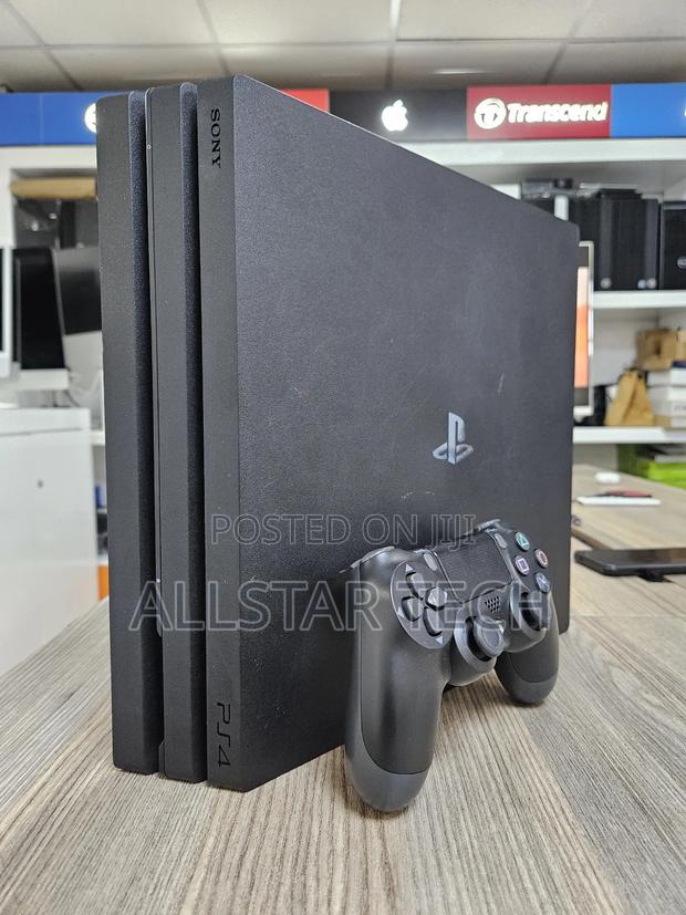 Sony Playstation 4 Pro Gaming Console 1 Controller- Version 8.