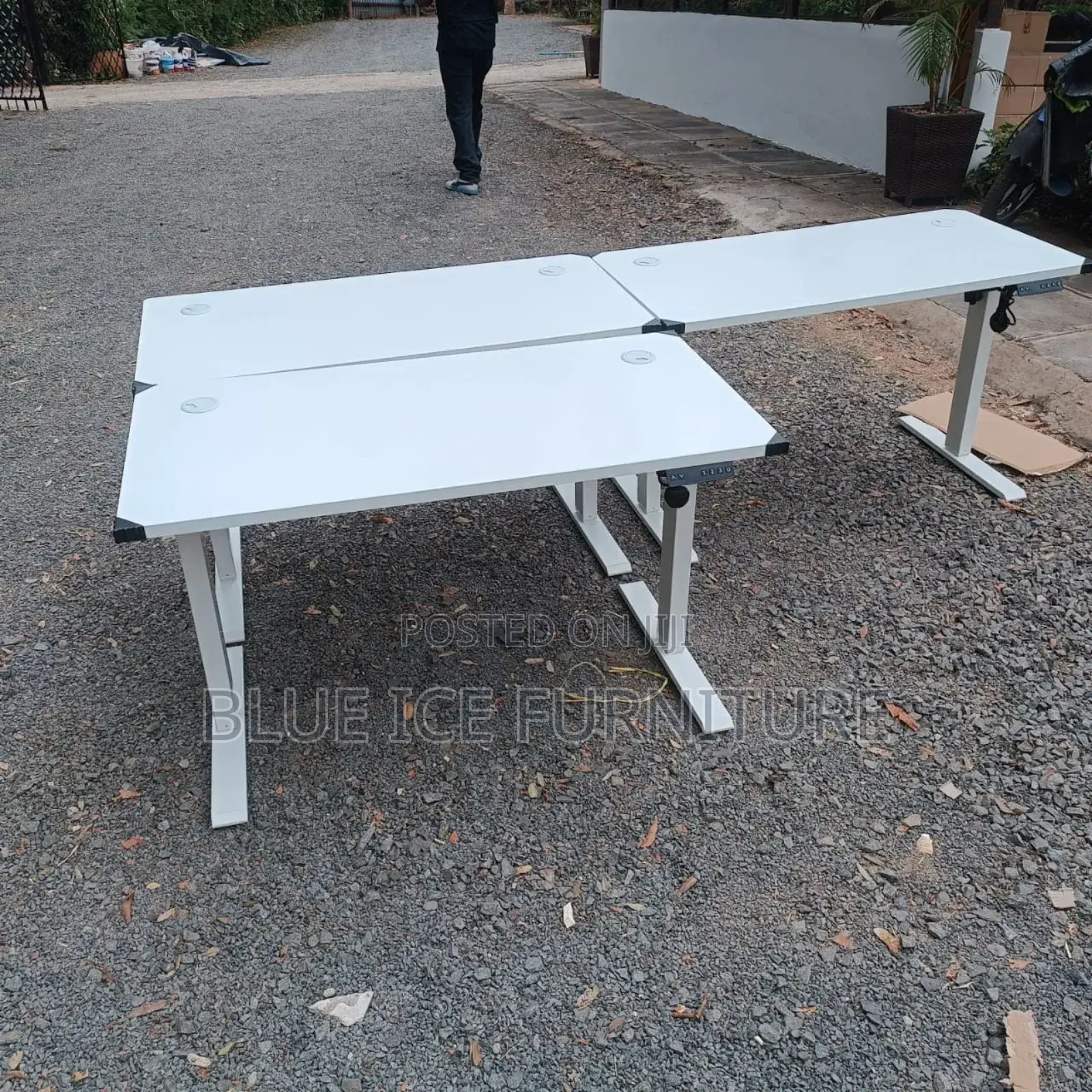 Mmodern White Electric Desk