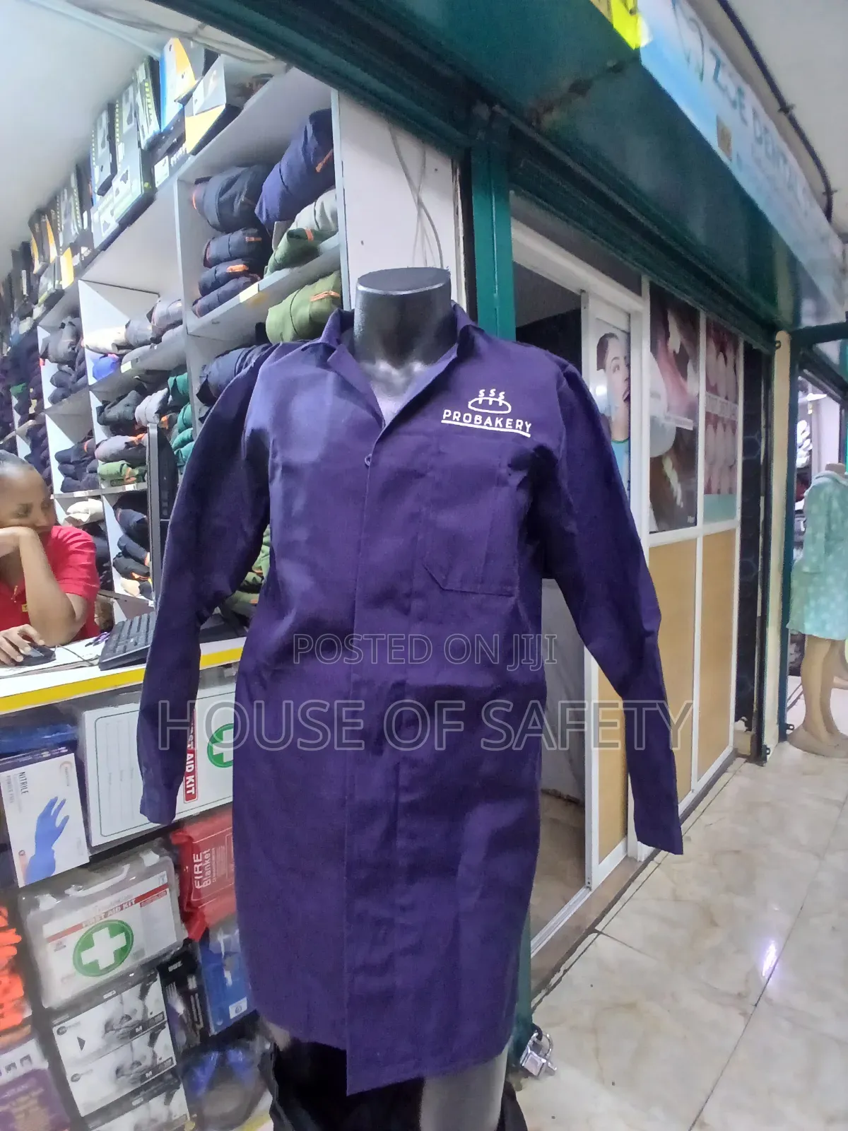 Dust Coats With Buttons From Chest Down to Hip