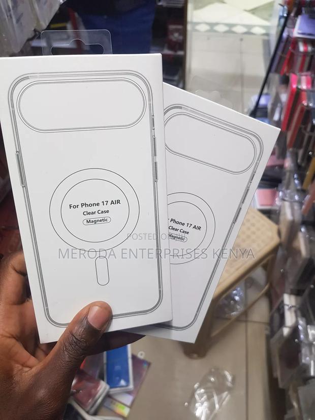 iPhone 17 Air Magsafe Clear Case - thumbnail 3