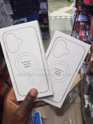iPhone 17 Magsafe Clear Cases - thumbnail 2