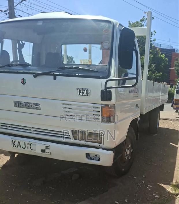 Mazda T3500 Like Canter - thumbnail 3