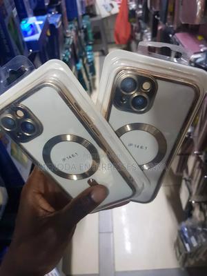 iPhone 14 6.1 Coloured Clear Magsafe Cases - thumbnail 2