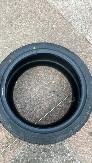 245/40r18 Yusta Tyre