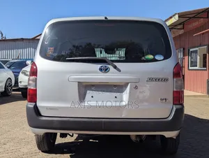 Toyota Succeed 2019 Silver