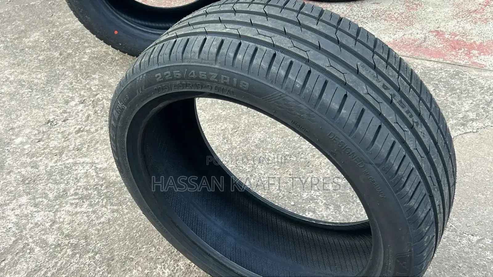 225/45r19 Yusta Tyre