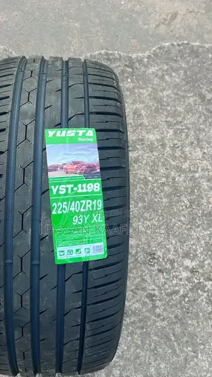 225/40r19 Yusta Tyre