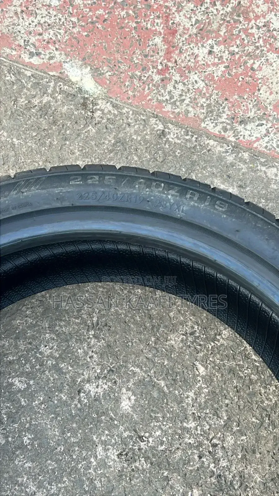 225/40r19 Yusta Tyre