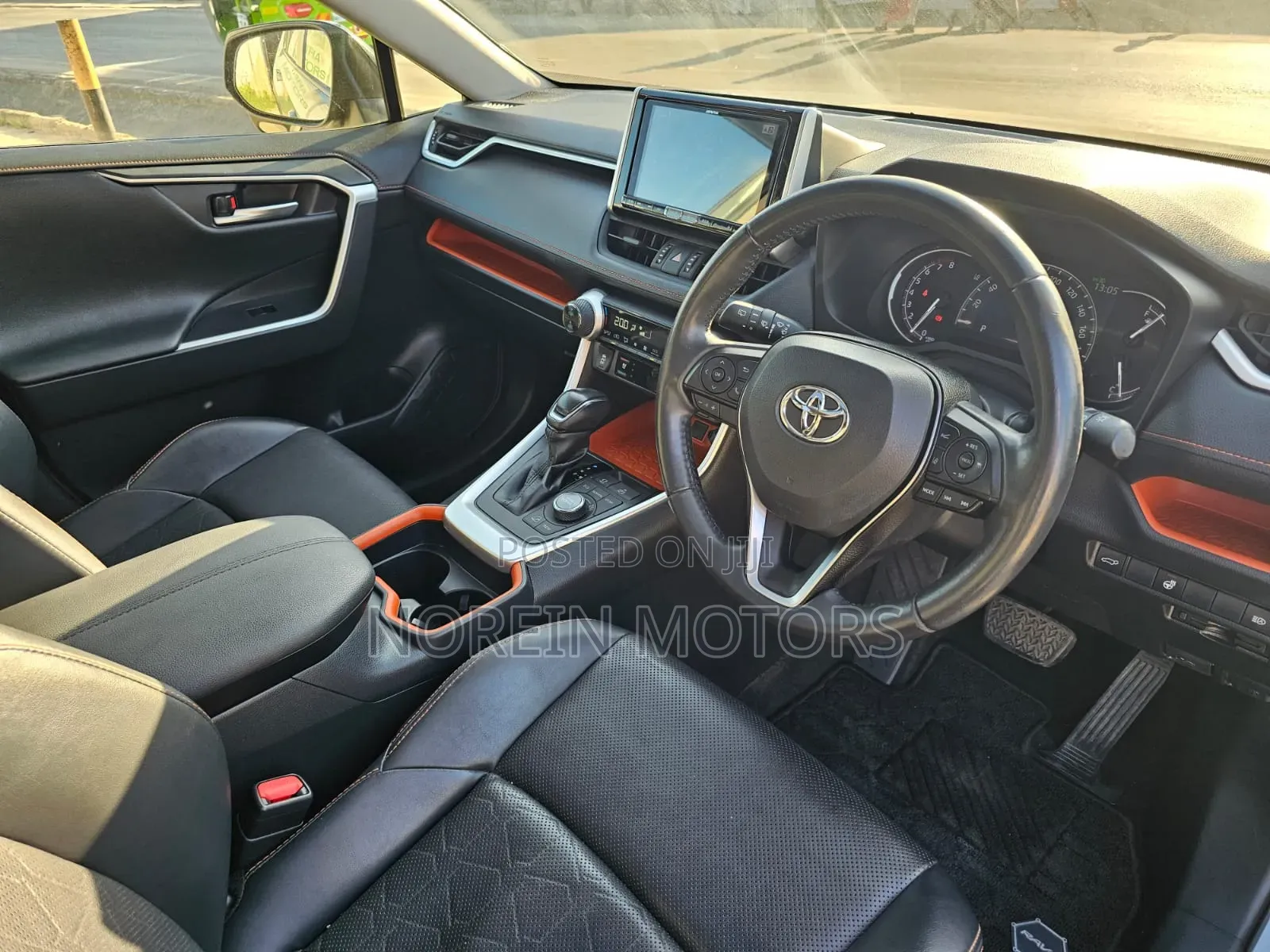 Toyota RAV4 2020 Green