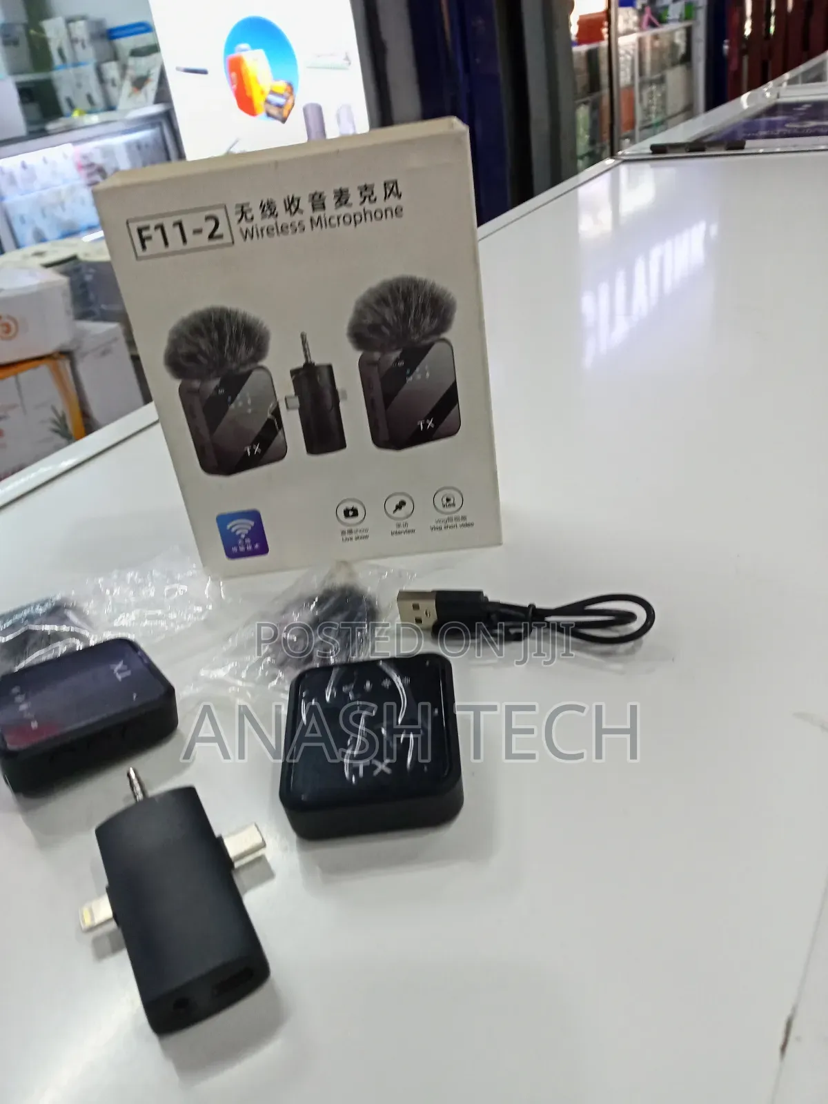 Recording Microphone Lavalier Lapel Microphone 3-1. Camera Mic