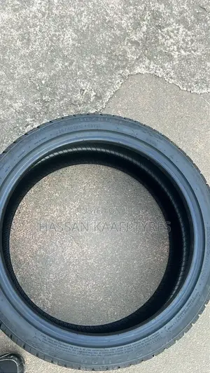 225/40r18 Yusta Tyre