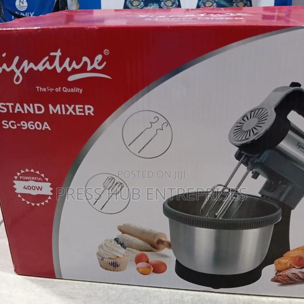 Signature Stand Mixer - main view