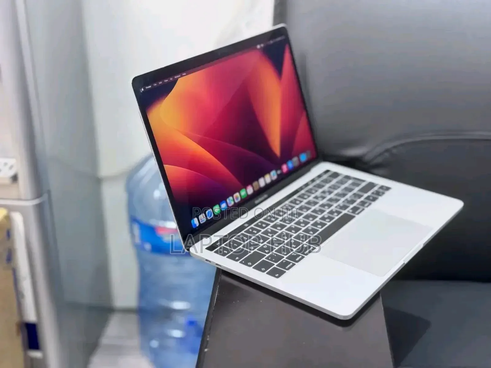 Laptop Apple MacBook Pro 2018 8GB Intel Core I5 SSD 256GB