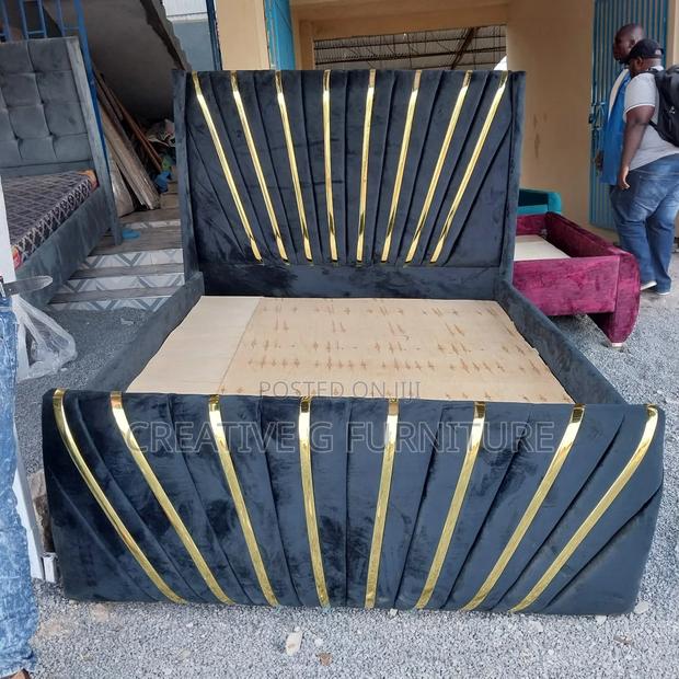 Strong Wooden 5by6 Master Bed - main view