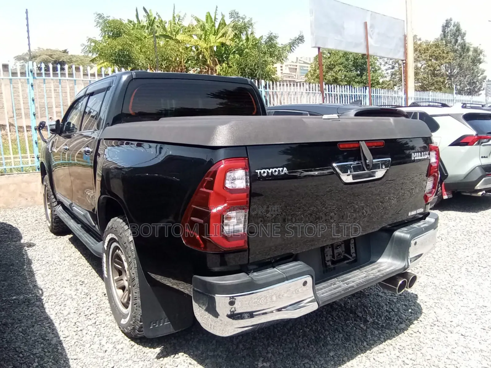 Toyota Hilux 2.4 Diesel 2020 Black