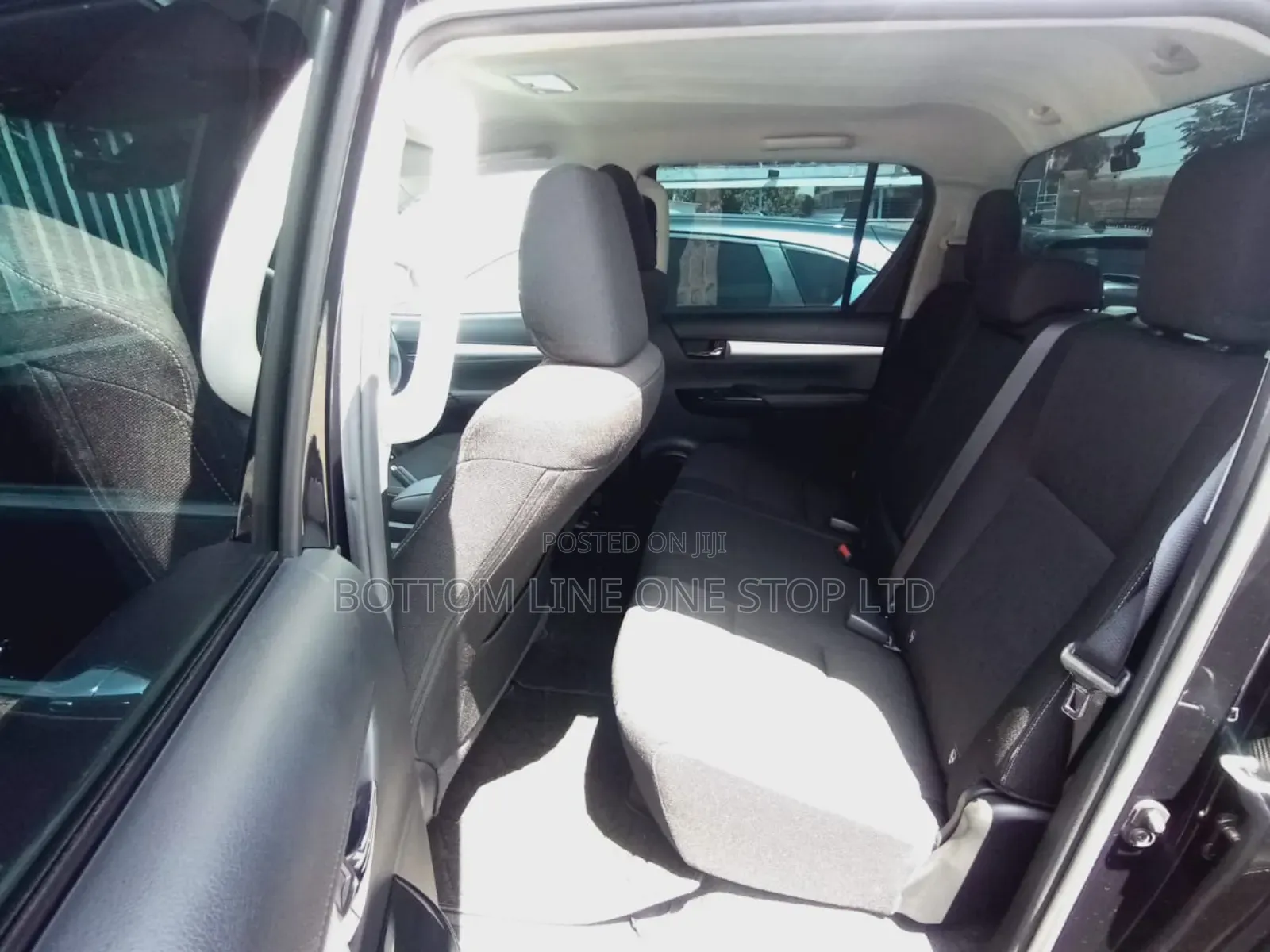 Toyota Hilux 2.4 Diesel 2020 Black