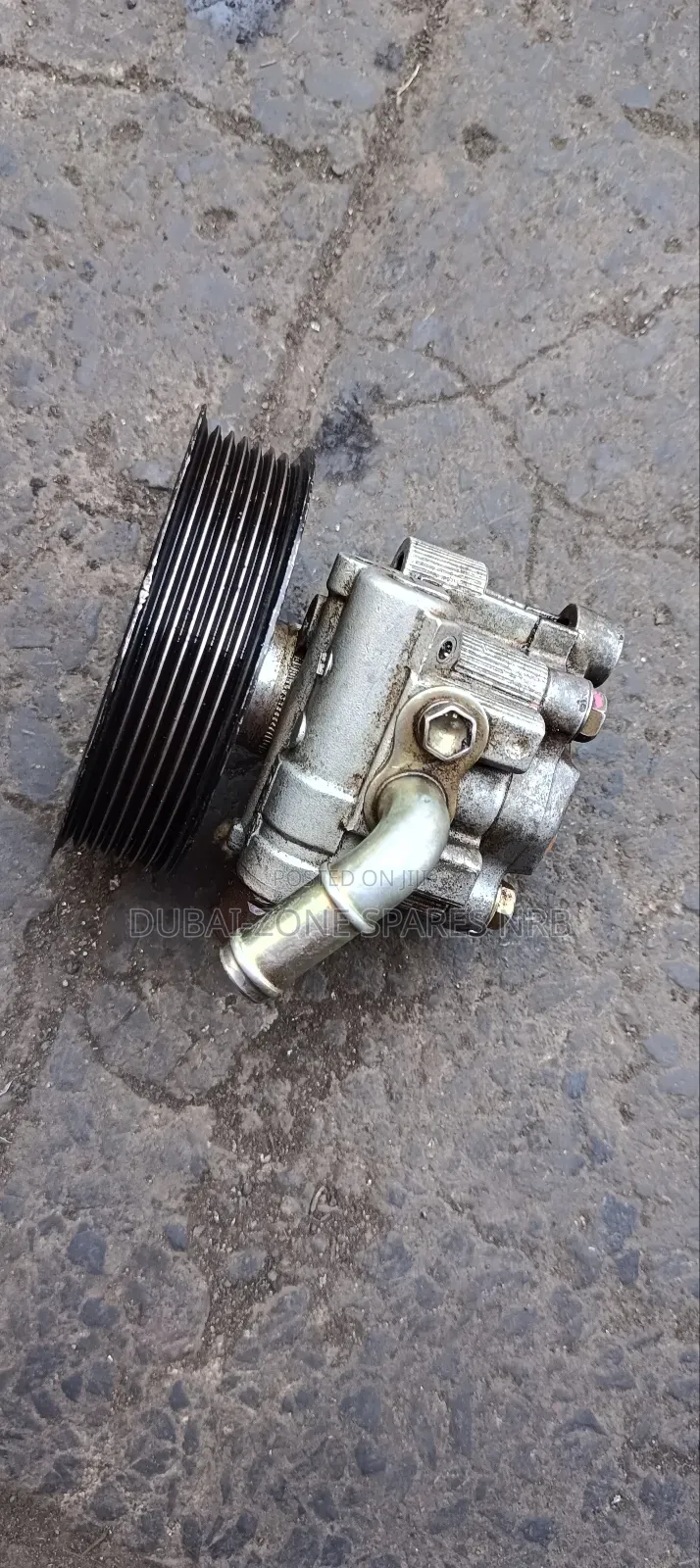 Power Steering Pumps 1az Voxy, Noah,Rav4, Ipsum,Nadia,Wish
