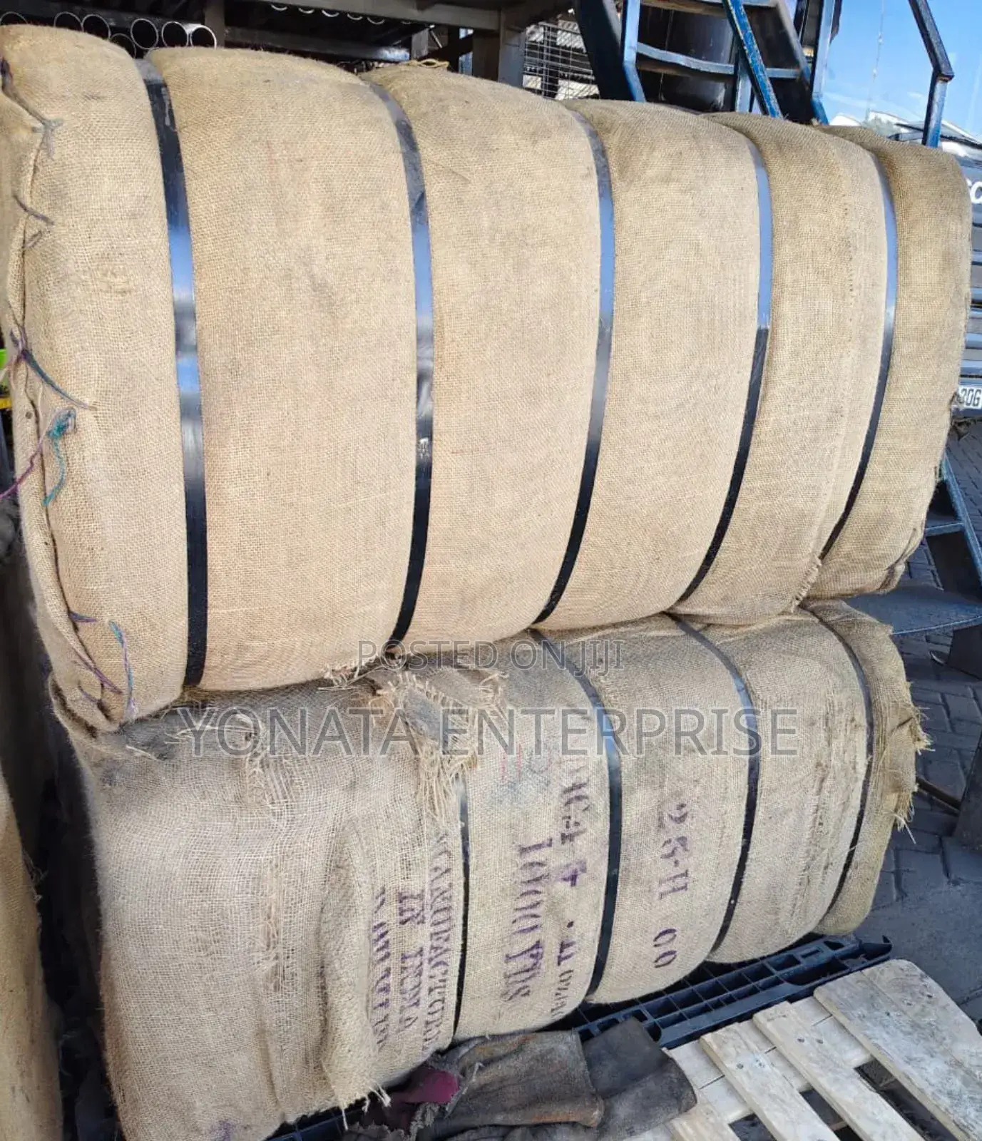 457m Hessian Cloth Roll Suppliers