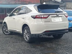 Toyota Harrier 2019 White