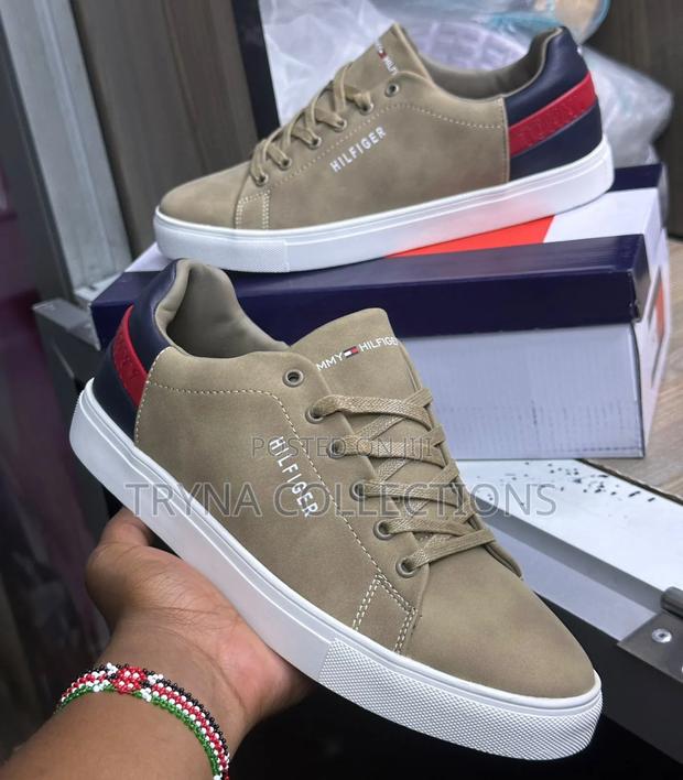 Tommy Hilfiger,Lacoste and Pepe Jeans - thumbnail 5