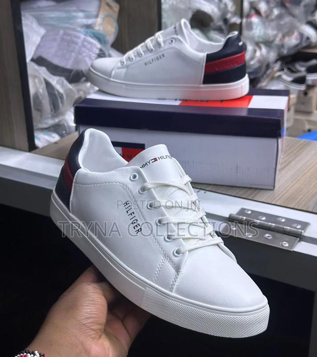 Tommy Hilfiger,Lacoste and Pepe Jeans - thumbnail 6