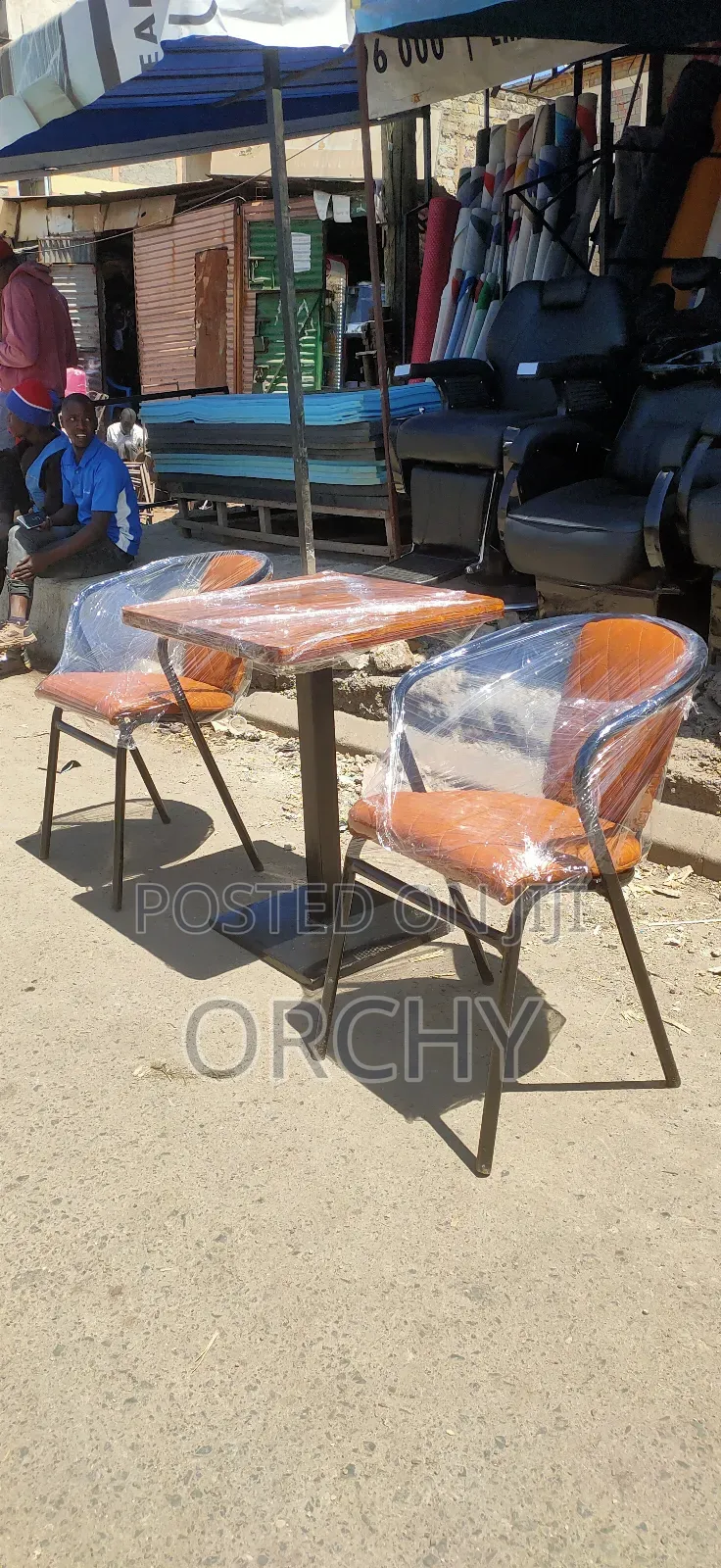 Bar And Restaurant Seats+ Wooden Top Table