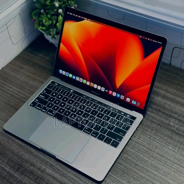 Laptop Apple MacBook Pro 2017 16GB Intel Core I5 SSD 512GB - thumbnail 3