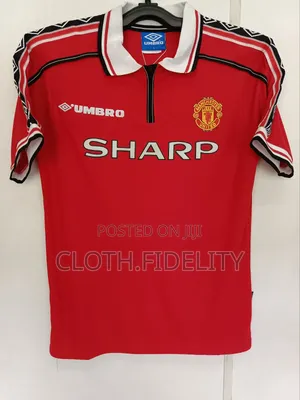 Manchester United 1998/1999 Retro Jersey
