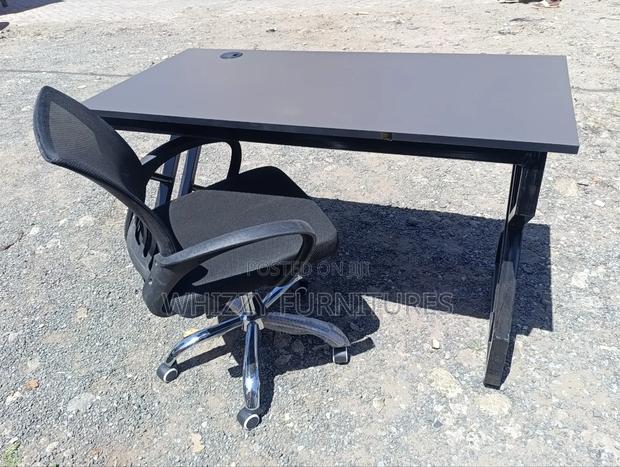 Table and Chair Set - main view