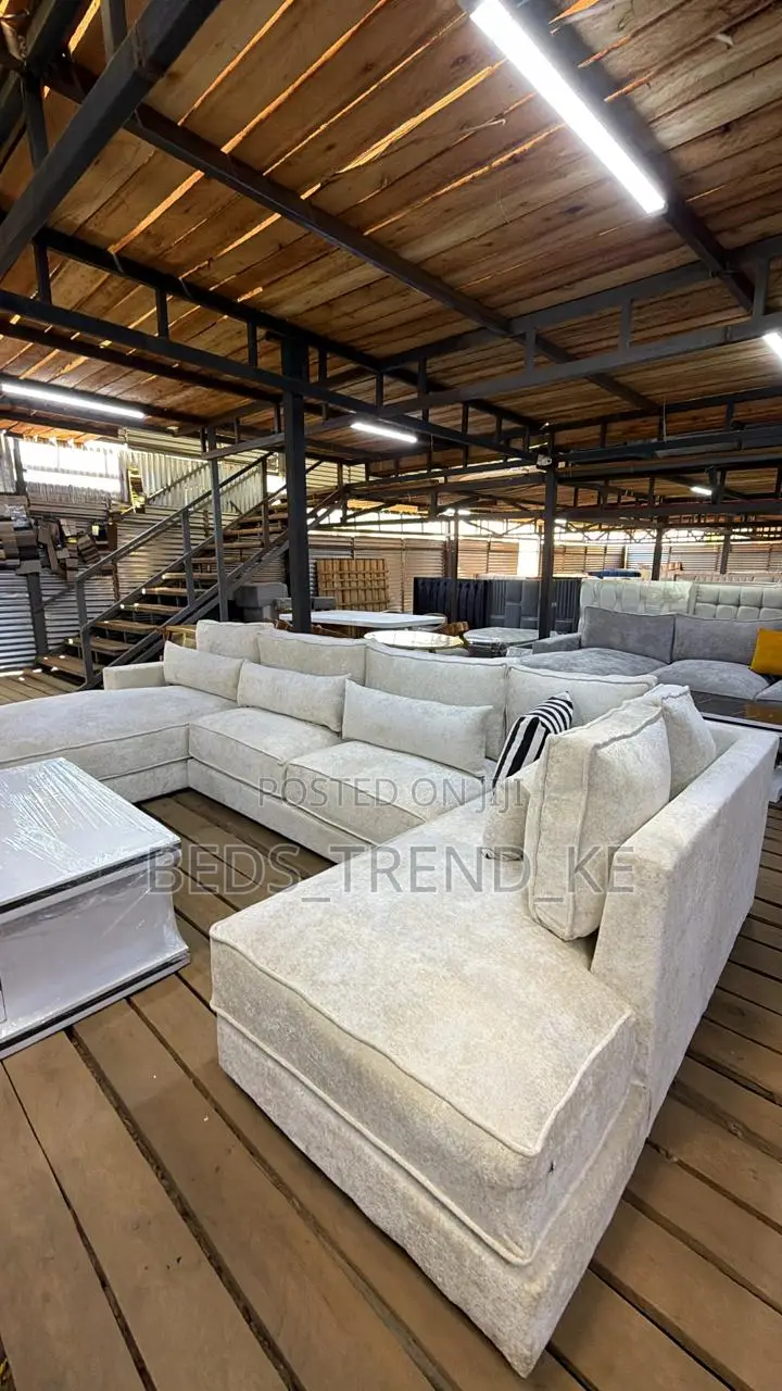 Anonymous Classy 9 Seater U Sofa