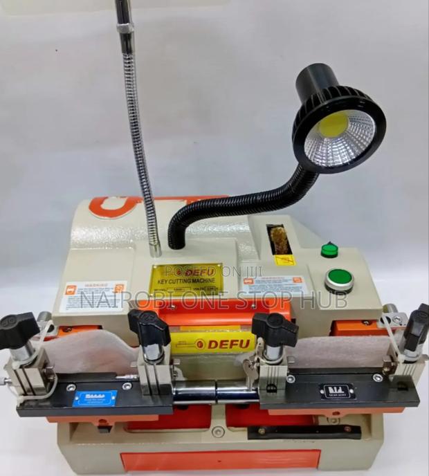 Key Cutting Machine - main view