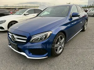Mercedes-Benz C180 2018 Blue
