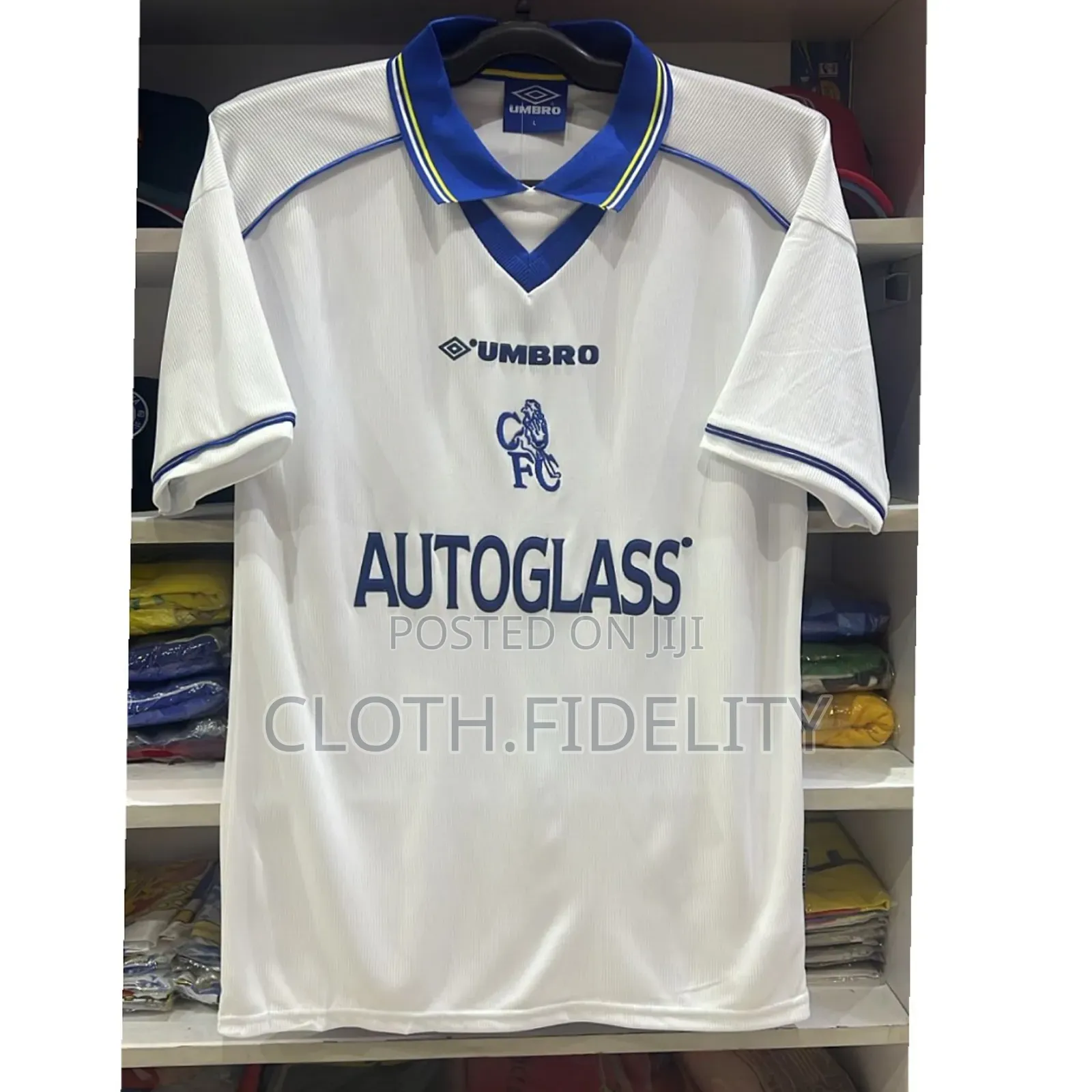 Chelsea 1999-2000 Retro Jersey.