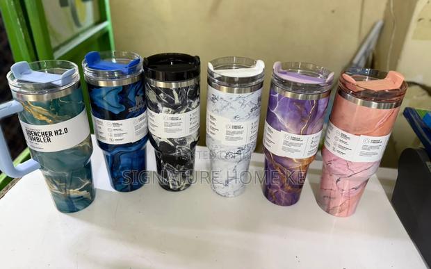 1.2l Marble Stanley Cup - main view