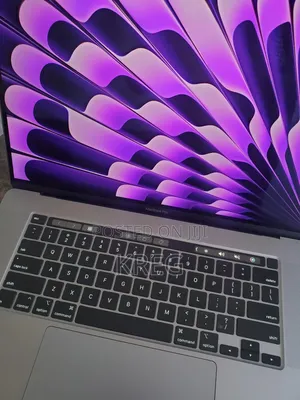 Laptop Apple MacBook 2019 32GB Intel Core I9 SSD 512GB