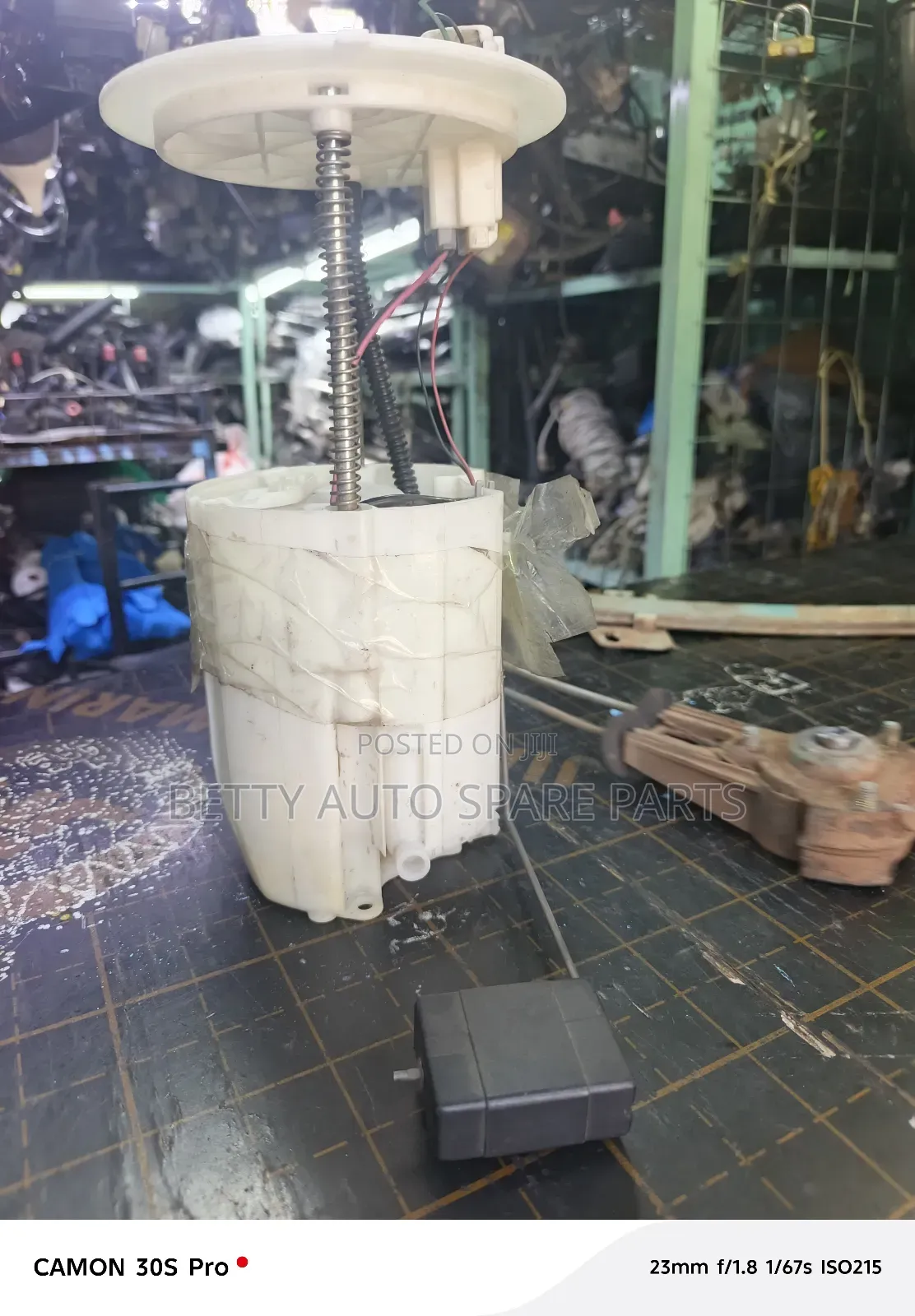 Toyota Harriee 240 Fuel Pump