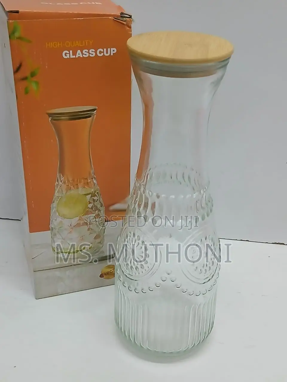 1l Water / Juice Glass Carafe With Bamboo Lid *