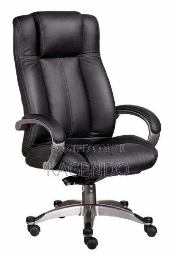 Berkley Chair – Comfortable Durable Seating