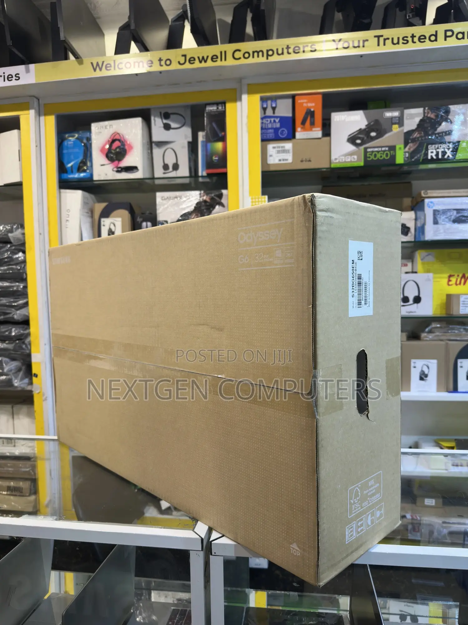 Samsung Odessey G6_ls32bg650em 32” 240hz Qled Curved Gaming Monitor