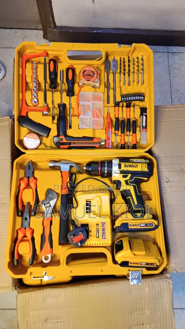 Metallic Chuck - main view