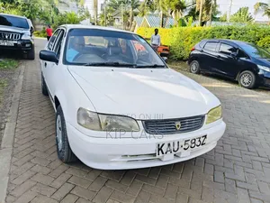 Toyota Corolla Sedan Automatic 1998 White