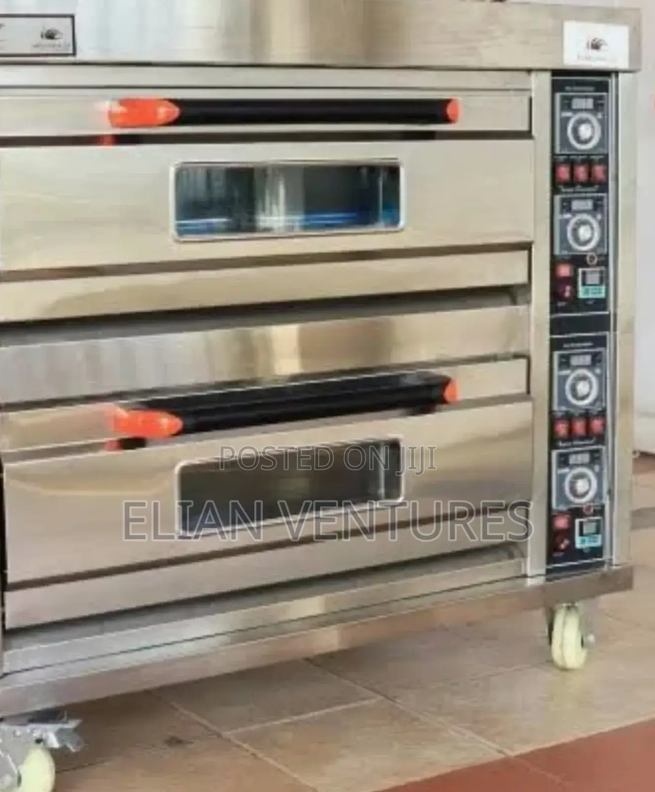 Brand New Two Deck Four Tray Oven