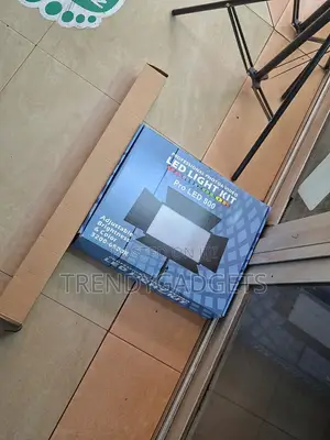 Pro Led 800 Bi-Color Led Video Light With Stand