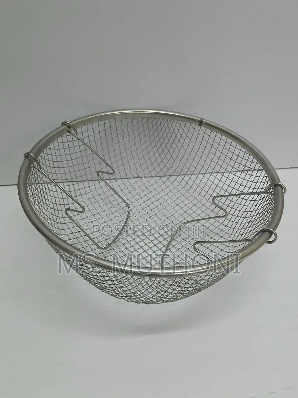 Round Stainless Steel Deep Fry Basket.