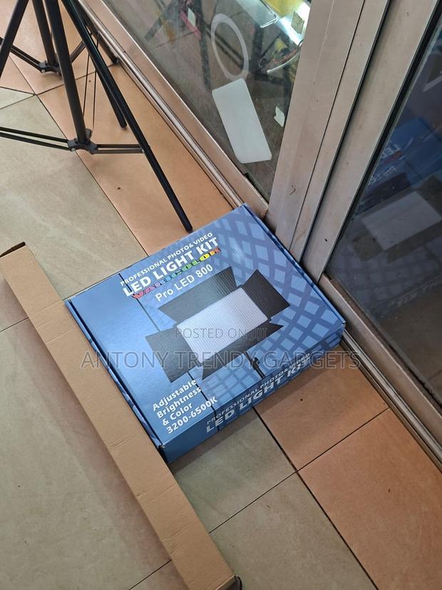 Professional Led Video Light Pro Led 800 With Tripod - main view