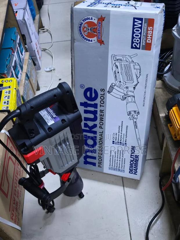 Makute Demolisher 2800w - main view