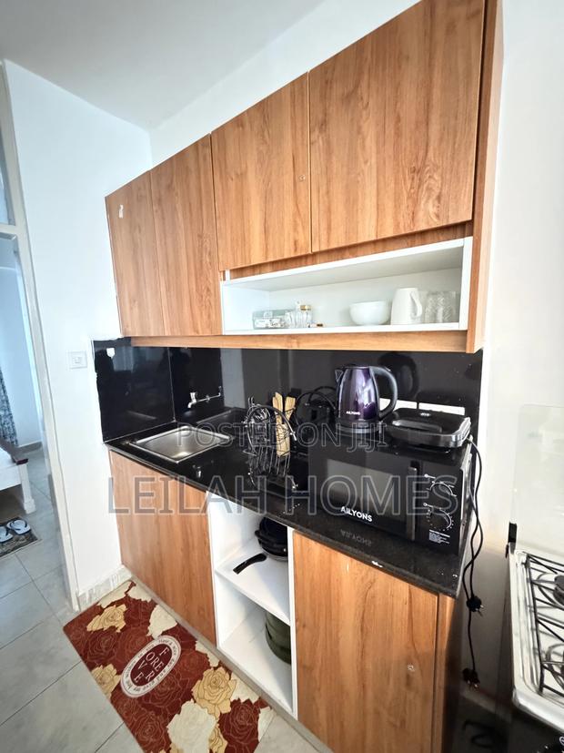 Affordable 1 Bedroom Airbnb – Per Night Stay-Roysambu - thumbnail 7