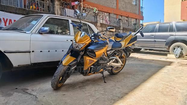 Suzuki 2008 Gold - thumbnail 2