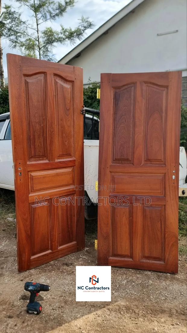 Flush Door - thumbnail 2